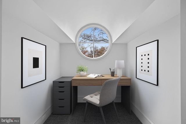 3031 N STUART ST, Arlington, VA 22207