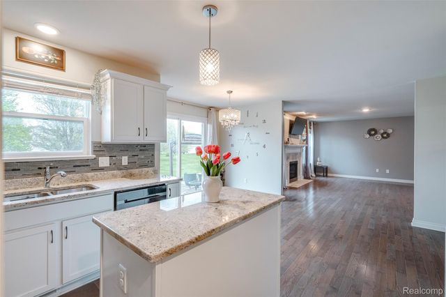 6871 Chandler Drive, Van Buren Charter Township, MI 48111
