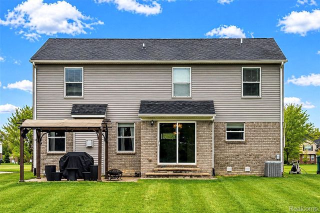 6871 Chandler Drive, Van Buren Charter Township, MI 48111
