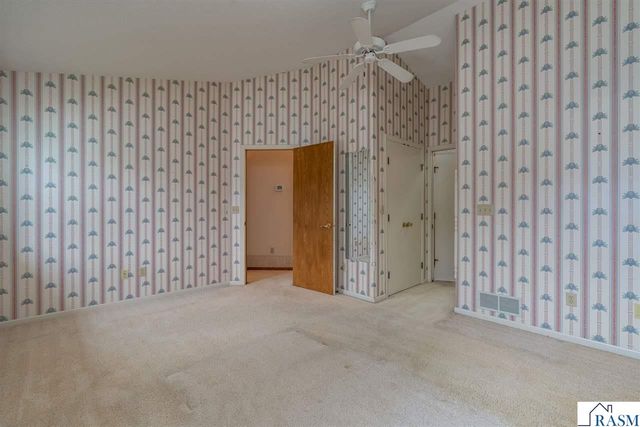 2286 Northridge Drive, North Mankato, MN 56003