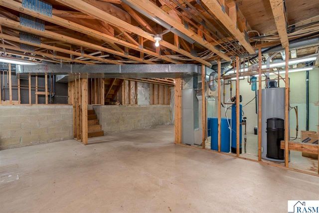 2286 Northridge Drive, North Mankato, MN 56003