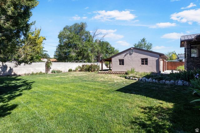7318 S 2700 W, West Jordan, UT 84084