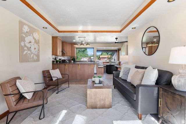 7318 S 2700 W, West Jordan, UT 84084