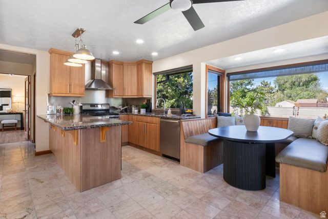 7318 S 2700 W, West Jordan, UT 84084