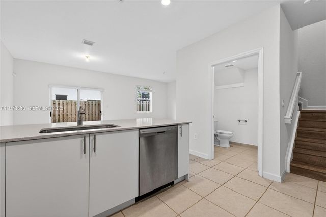 2662 SE 10th Street 2662, Homestead, FL 33035