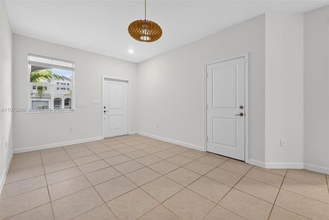 2662 SE 10th Street 2662, Homestead, FL 33035