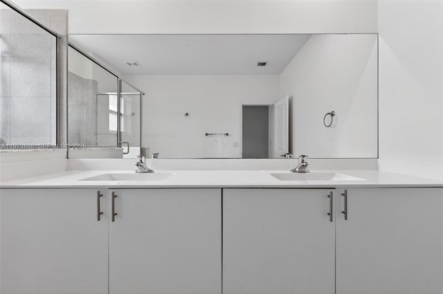 2662 SE 10th Street 2662, Homestead, FL 33035