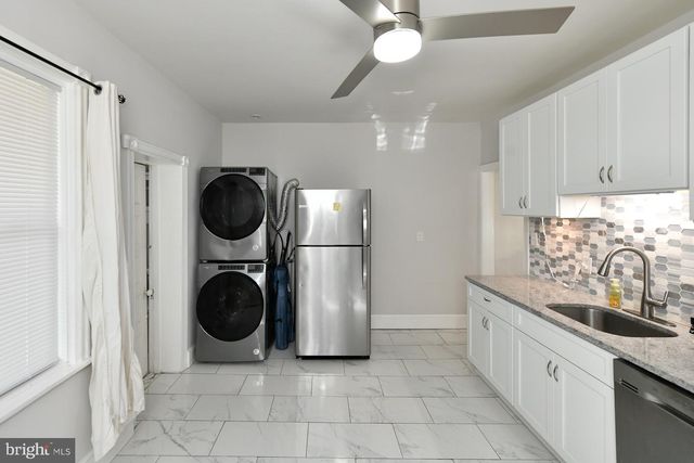 102 W 30TH STREET ST, Wilmington, DE 19802