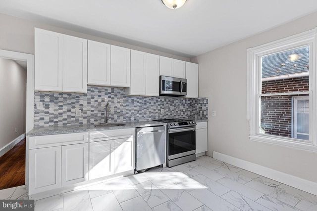 102 W 30TH STREET ST, Wilmington, DE 19802