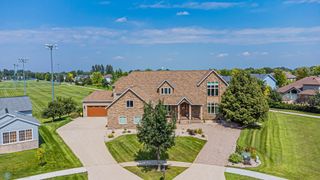 6132 18th Street S, Fargo, ND 58104