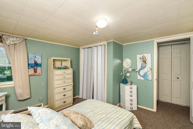 18 MILES AVE, Bordentown, NJ 08505
