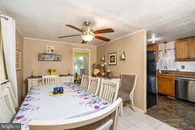 18 MILES AVE, Bordentown, NJ 08505