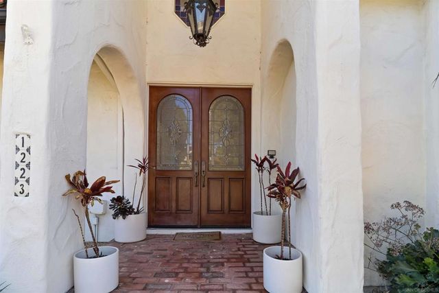 1223 Burris Drive, El Cajon, CA 92019