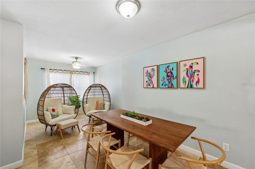 8479 PINEWOOD ROAD, SARASOTA, FL 34243 — photo 4