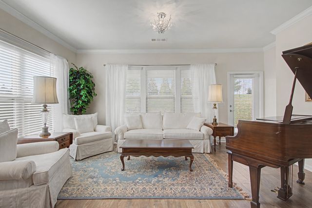 817 Clay Pl, Spring Hill, TN 37174