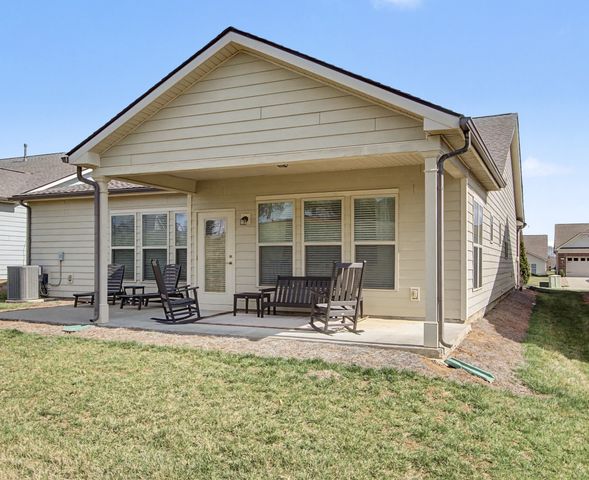 817 Clay Pl, Spring Hill, TN 37174