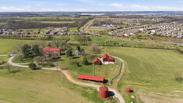 817 Clay Pl, Spring Hill, TN 37174