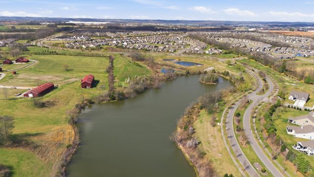 817 Clay Pl, Spring Hill, TN 37174