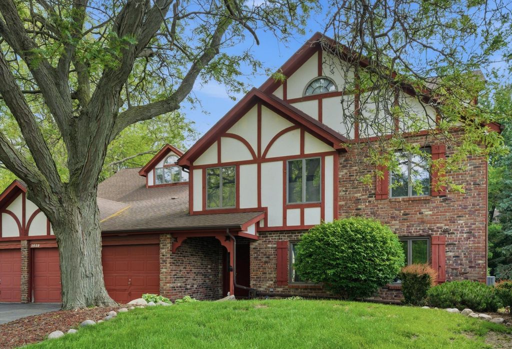 2039 Dorchester Lane 2, Schererville, IN 46375