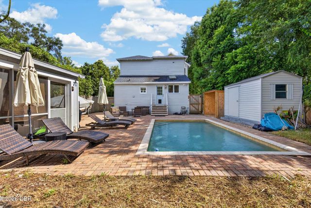 535 W Minnesota Avenue, Deland, FL 32720