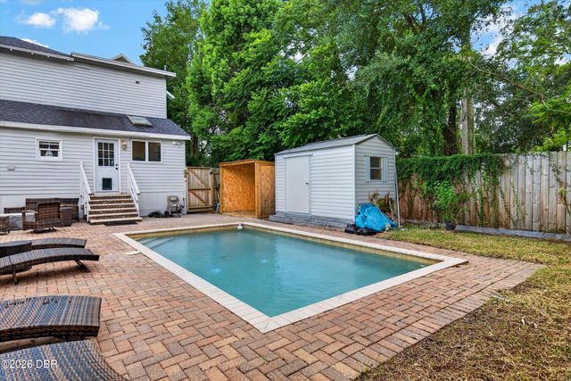 535 W Minnesota Avenue, Deland, FL 32720
