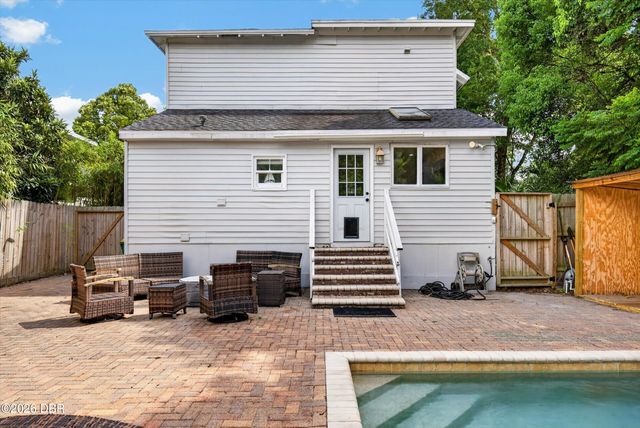 535 W Minnesota Avenue, Deland, FL 32720