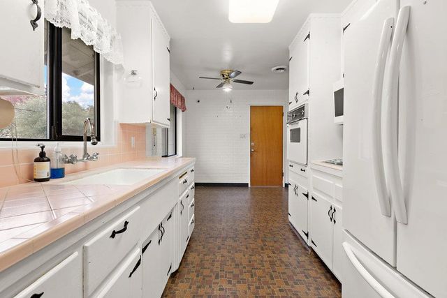 6250 Stanley Ave, Carmichael, CA 95608