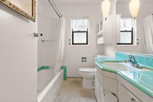 6250 Stanley Ave, Carmichael, CA 95608