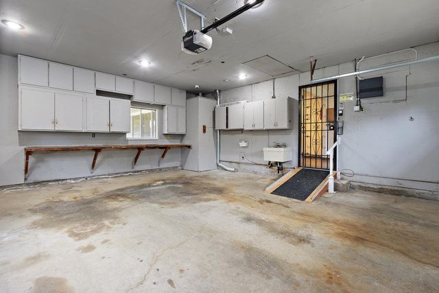 6250 Stanley Ave, Carmichael, CA 95608