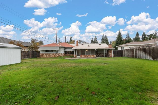 6250 Stanley Ave, Carmichael, CA 95608