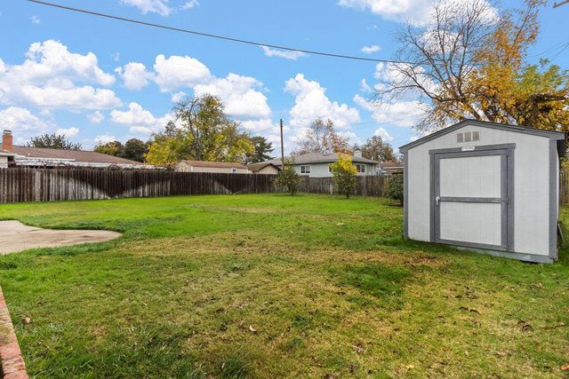 6250 Stanley Ave, Carmichael, CA 95608