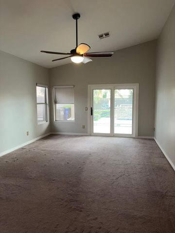 859 W Rawhide Avenue, Gilbert, AZ 85233