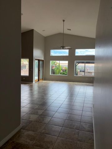 859 W Rawhide Avenue, Gilbert, AZ 85233