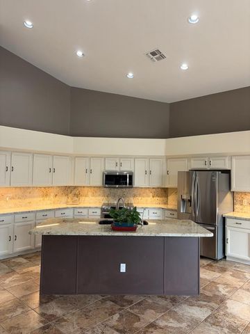 859 W Rawhide Avenue, Gilbert, AZ 85233