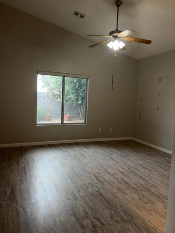 859 W Rawhide Avenue, Gilbert, AZ 85233