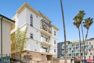 309 S Mariposa Avenue 201, Los Angeles, CA 90020