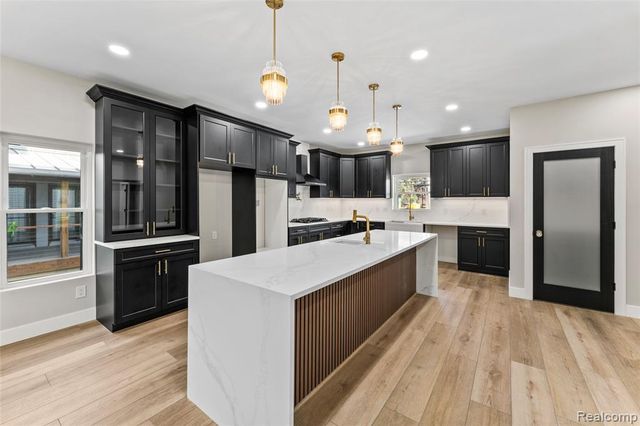 3912 4th Street, Detroit, MI 48201
