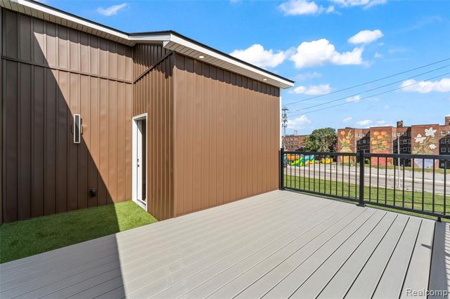 3912 4th Street, Detroit, MI 48201