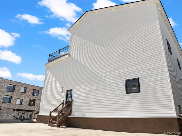 3912 4th Street, Detroit, MI 48201