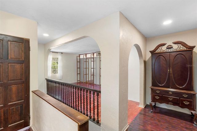 1520 W BERESFORD AVENUE, Deland, FL 32720