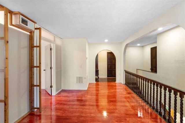 1520 W BERESFORD AVENUE, Deland, FL 32720