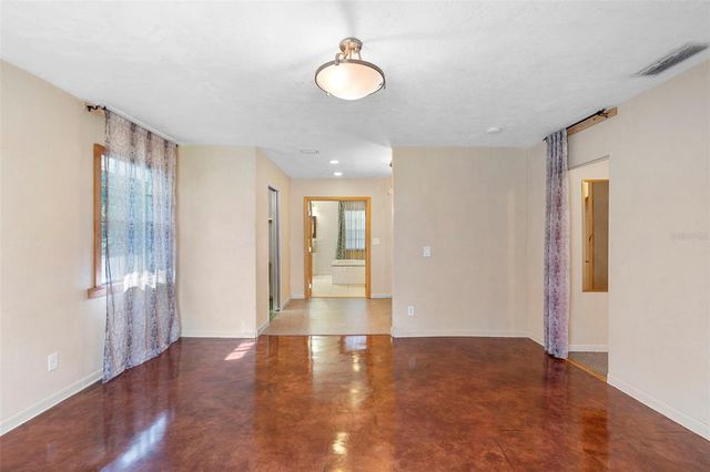 1520 W BERESFORD AVENUE, Deland, FL 32720