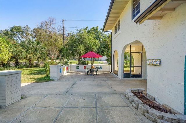 1520 W BERESFORD AVENUE, Deland, FL 32720