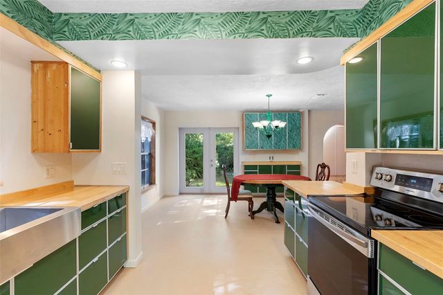 1520 W BERESFORD AVENUE, Deland, FL 32720