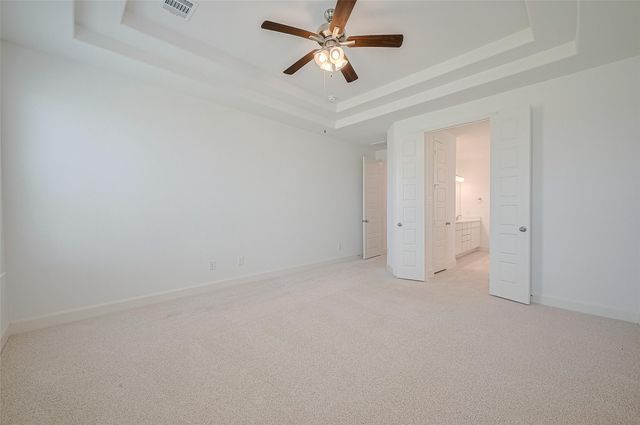 2911 Golden Isle Drive, Texas City, TX 77568