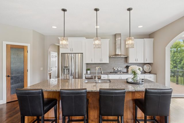 7317 103rd Avenue N, Brooklyn Park, MN 55445