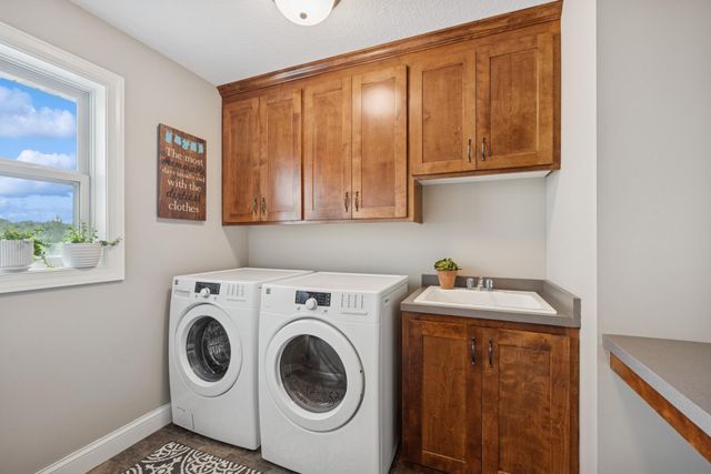 7317 103rd Avenue N, Brooklyn Park, MN 55445