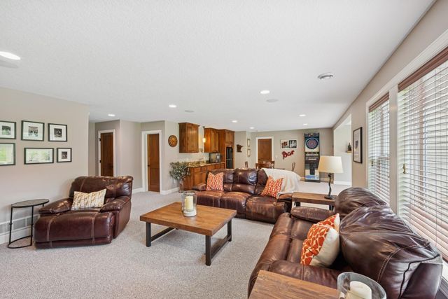 7317 103rd Avenue N, Brooklyn Park, MN 55445