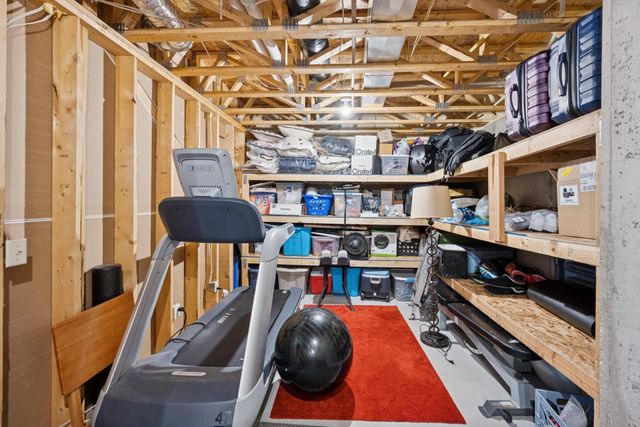 7317 103rd Avenue N, Brooklyn Park, MN 55445