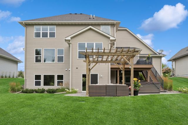 7317 103rd Avenue N, Brooklyn Park, MN 55445